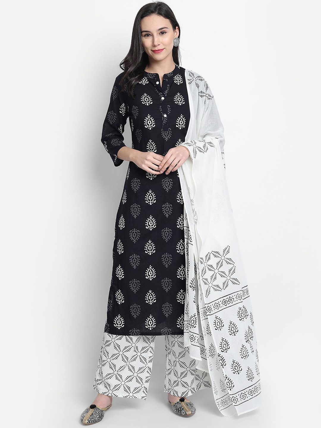 

Janasya Women Black & White Printed Kurta with Palazzos & Dupatta