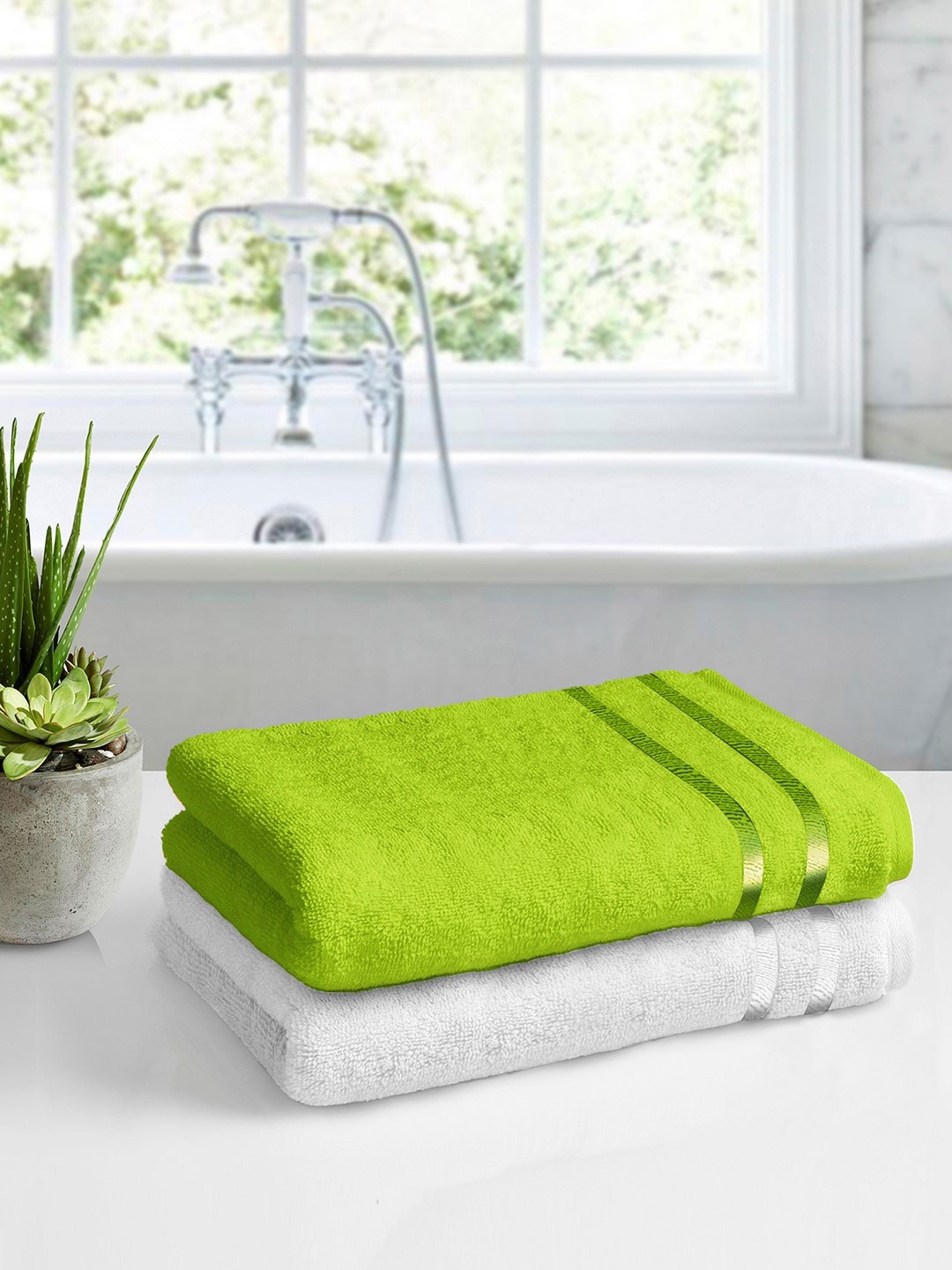 

Story@home Lime Green White 2 Pcs 450 GSM Solid Pure Cotton Medium Bath Towels