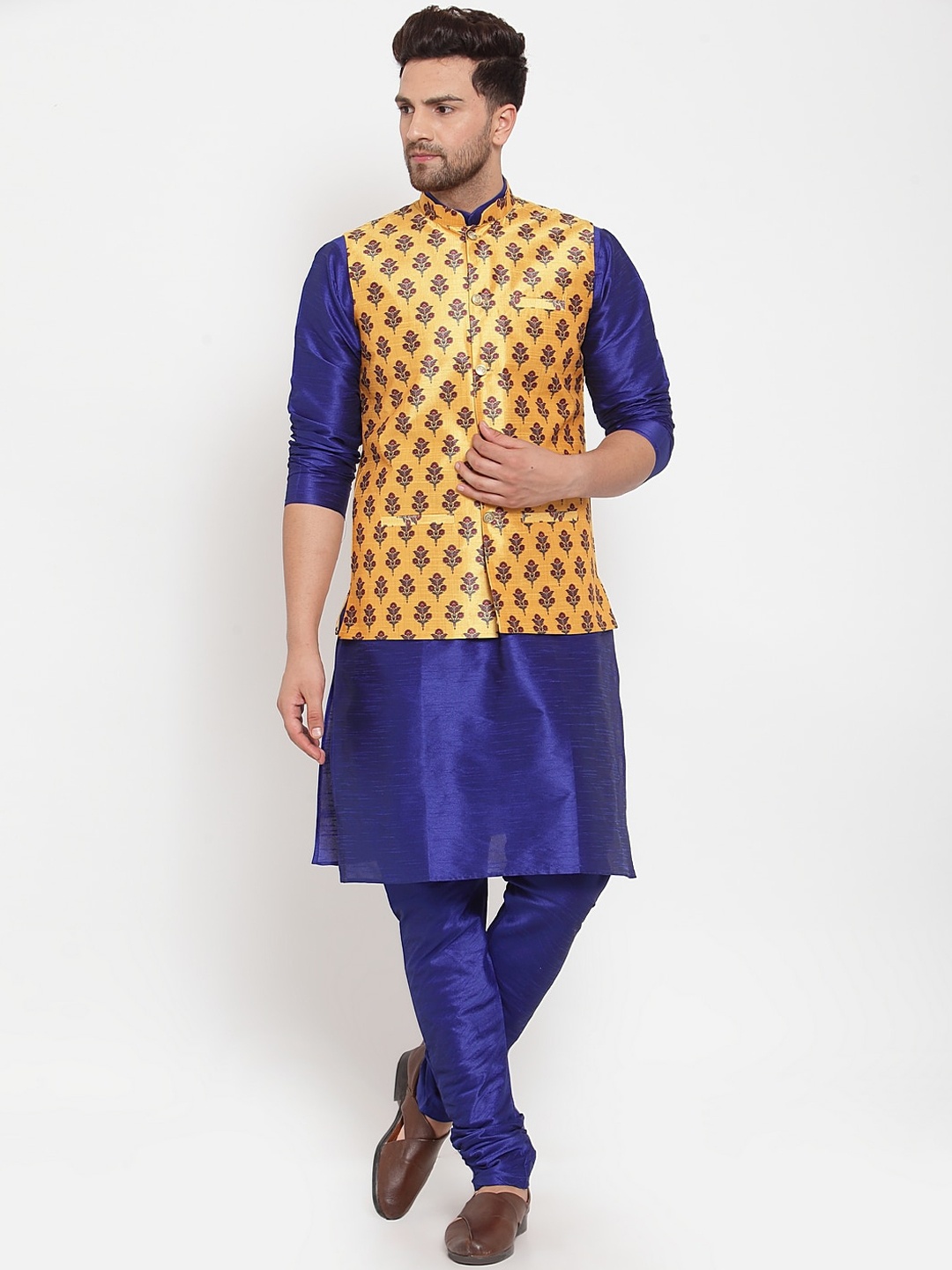 

GRACIT Men Blue & Yellow Solid Kurta with Churidar & Nehru Jacket