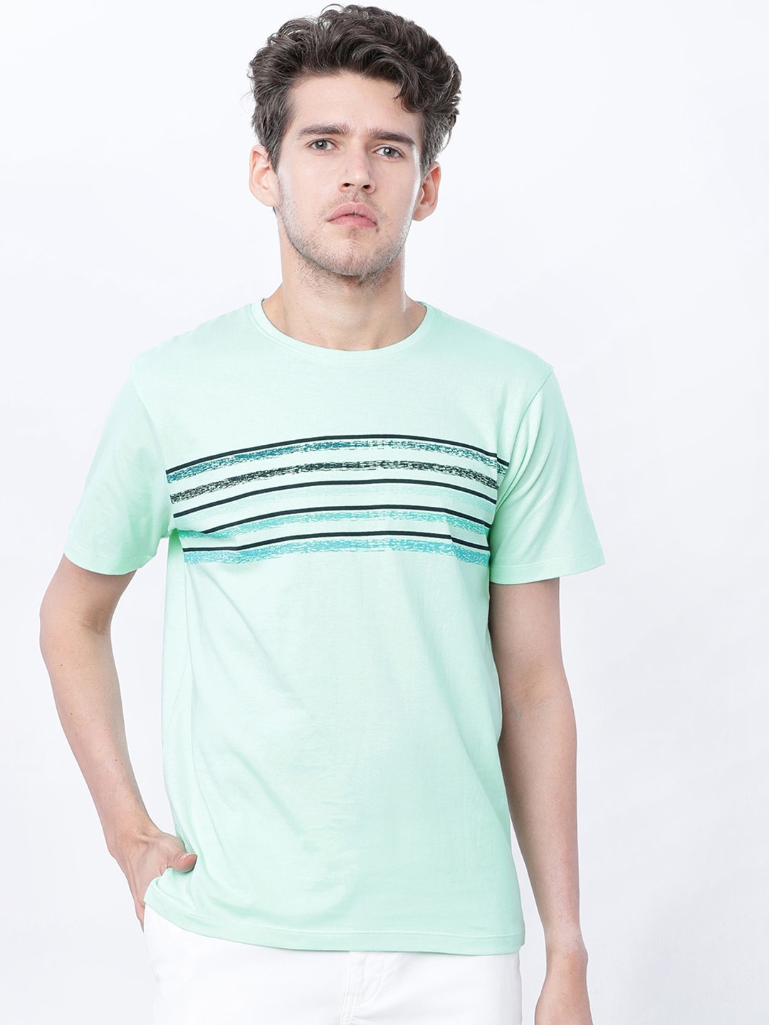

HIGHLANDER Men Green Striped Round Neck T-shirt