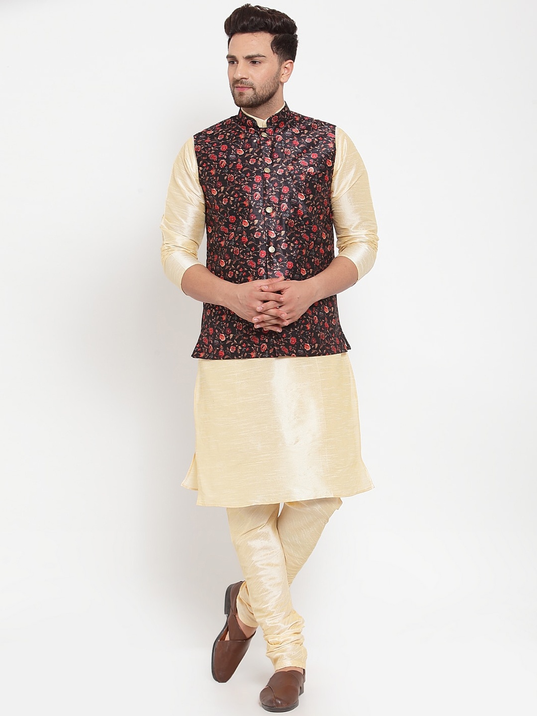 

GRACIT Men Cream-Coloured Solid Kurta with Churidar