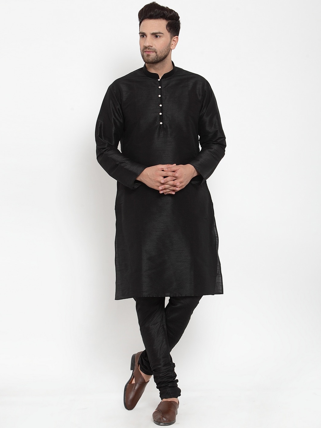 

GRACIT Men Black Solid Kurta with Pyjamas