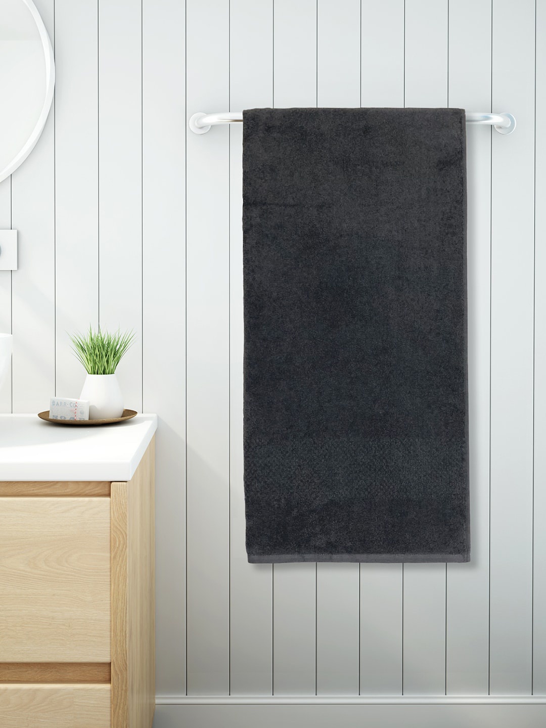 

SPACES Unisex Grey Solid 450 GSM Swift Dry Bath Towel