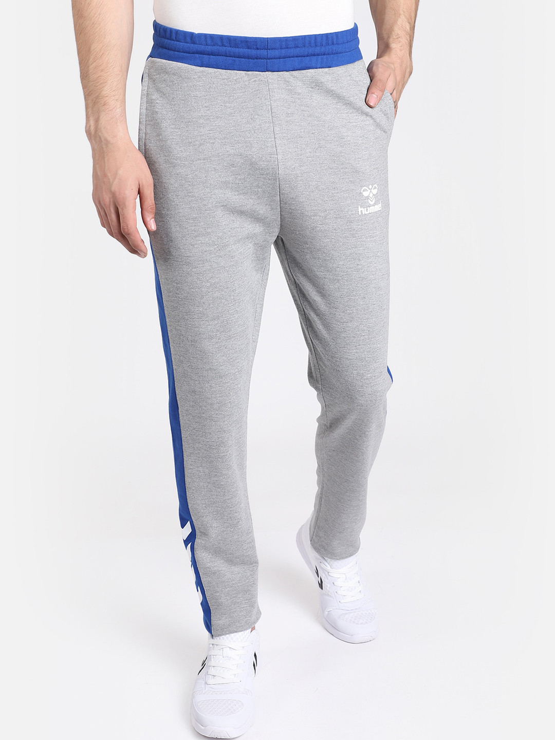 

hummel Men Grey Solid Track Pants