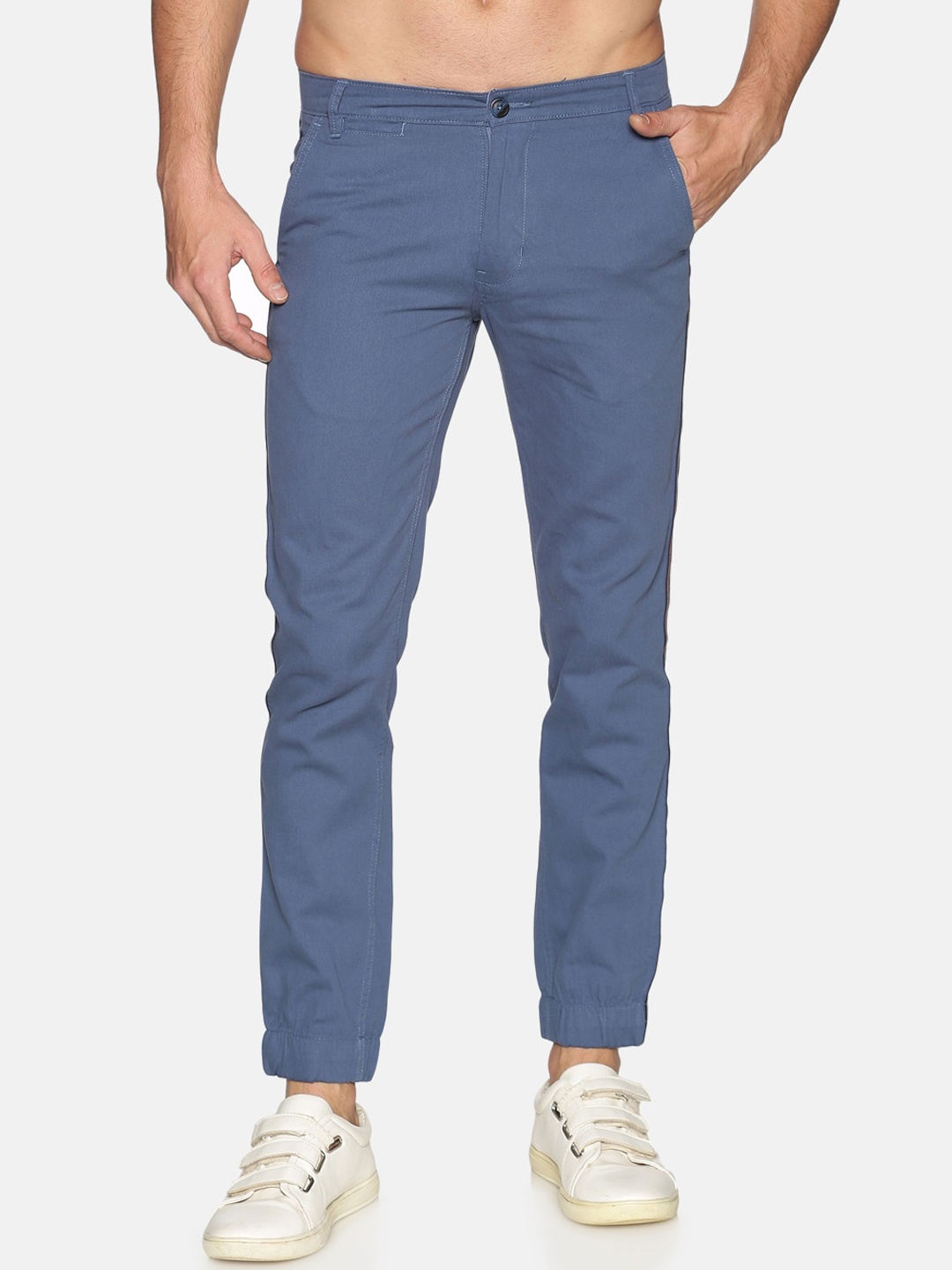 

Chennis Men Blue Solid Cotton Regular Trousers