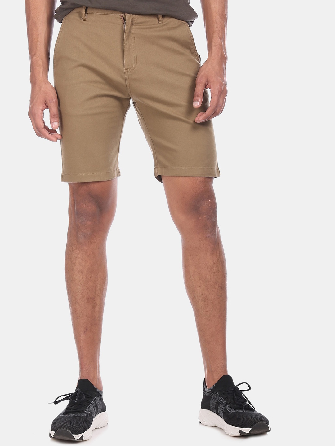 

Ruggers Men Brown Solid Regular Fit Regular Shorts