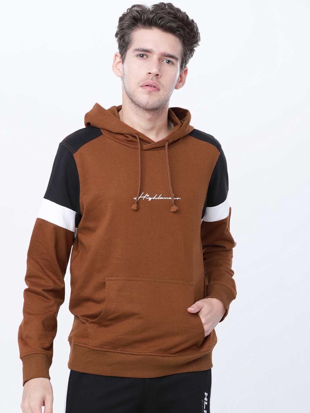 

HIGHLANDER Men Brown Solid Hooded Sweatshirt