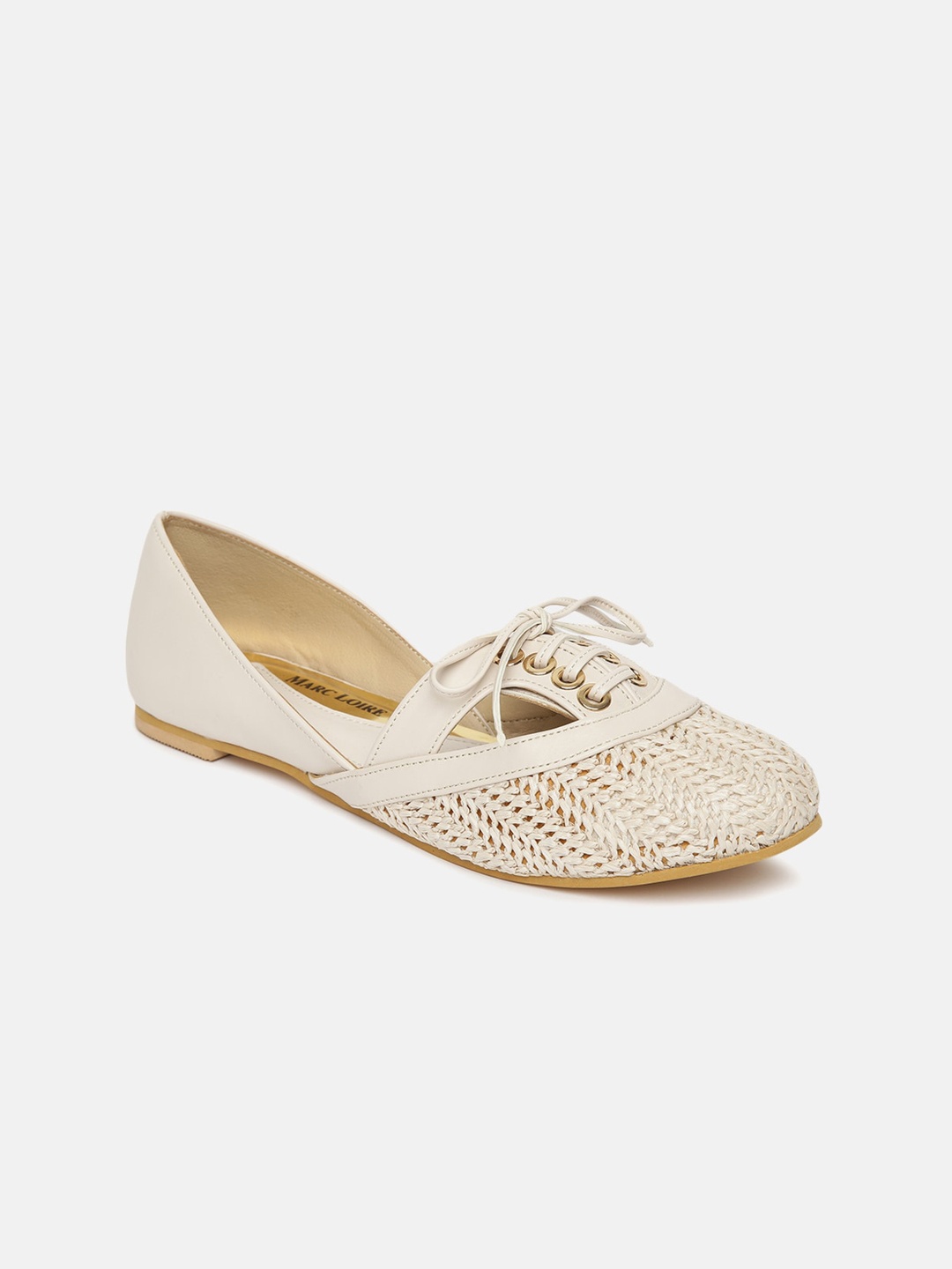 

Marc Loire Women Cream-Coloured Solid Ballerinas