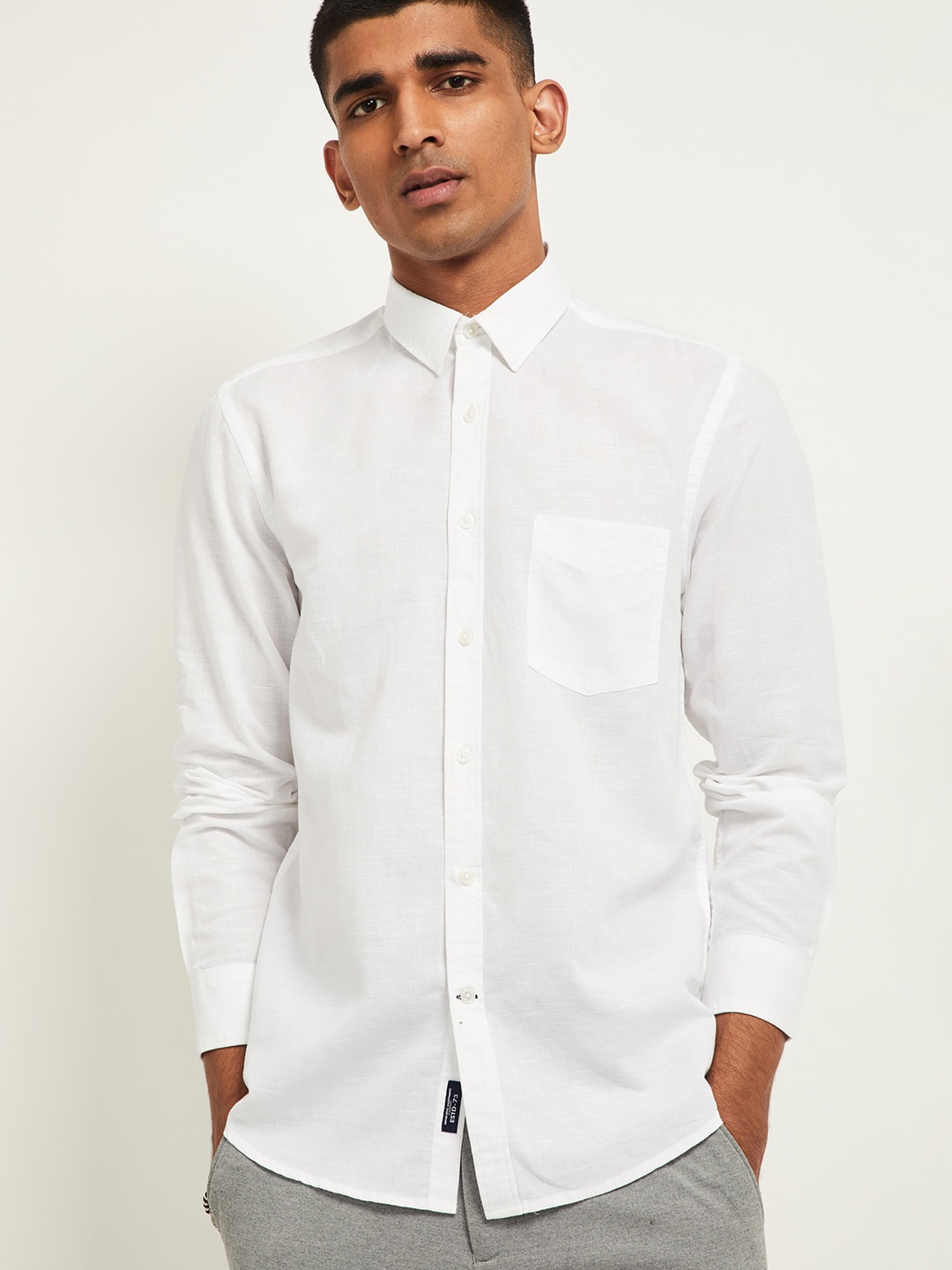 max Men White Regular Fit Solid Casual Shirt