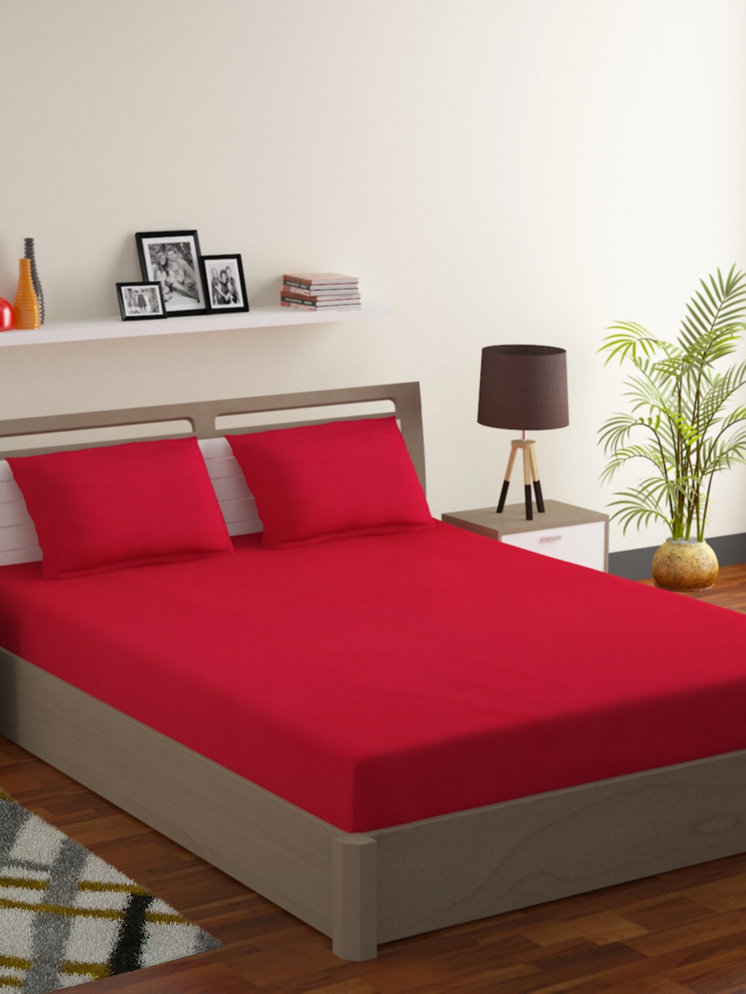 

Bromwick Red Solid 180 TC Polycotton 1 Queen Bedsheet with 2 Pillow Covers