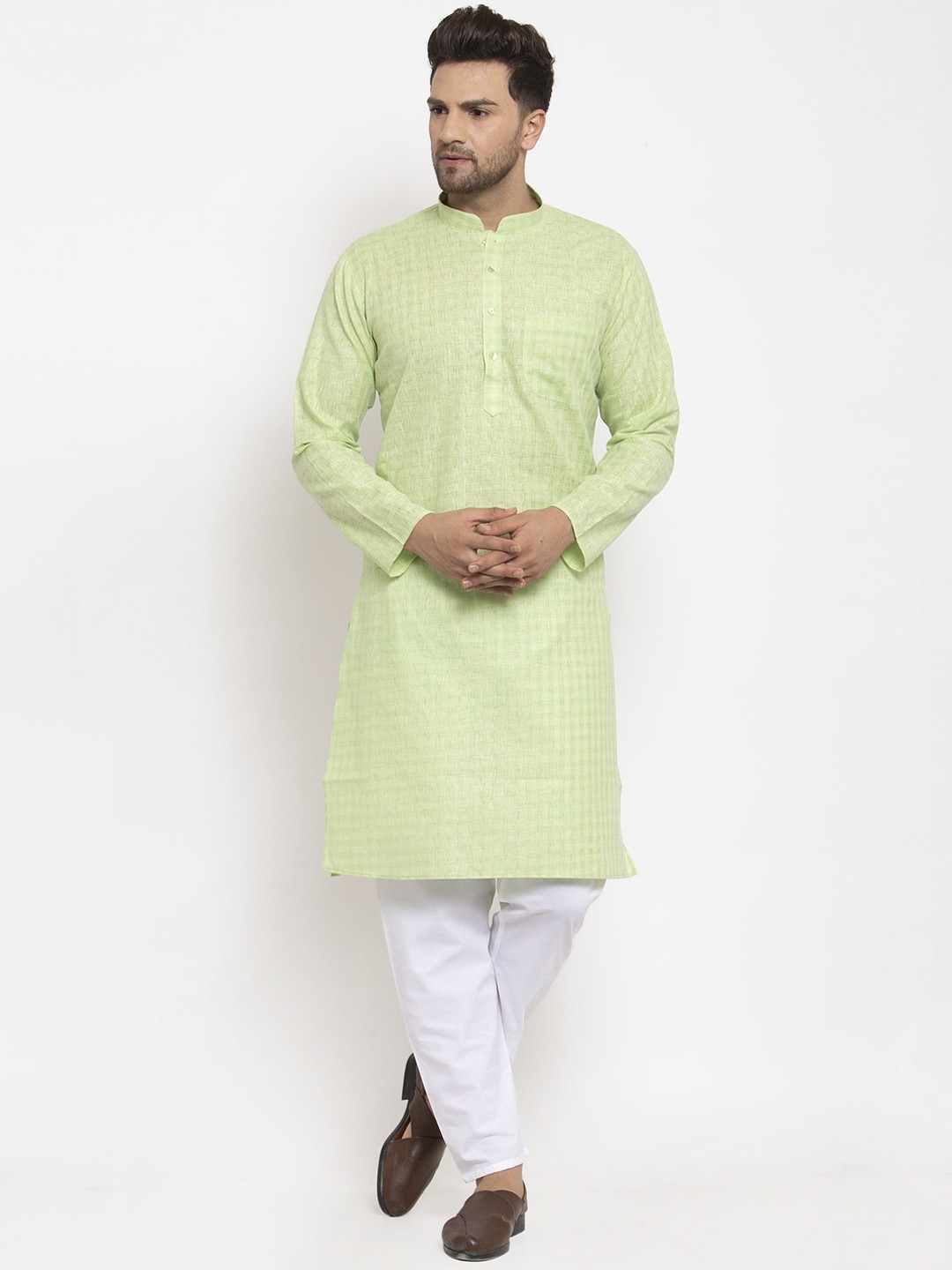 

GRACIT Men Sea Green & White Self Design Kurta with Churidar