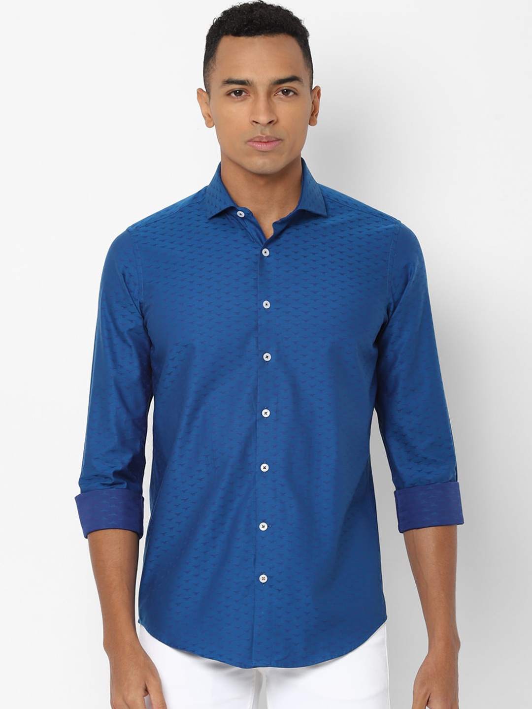 

SIMON CARTER LONDON Men Blue Slim Fit Self Design Cotton Casual Shirt