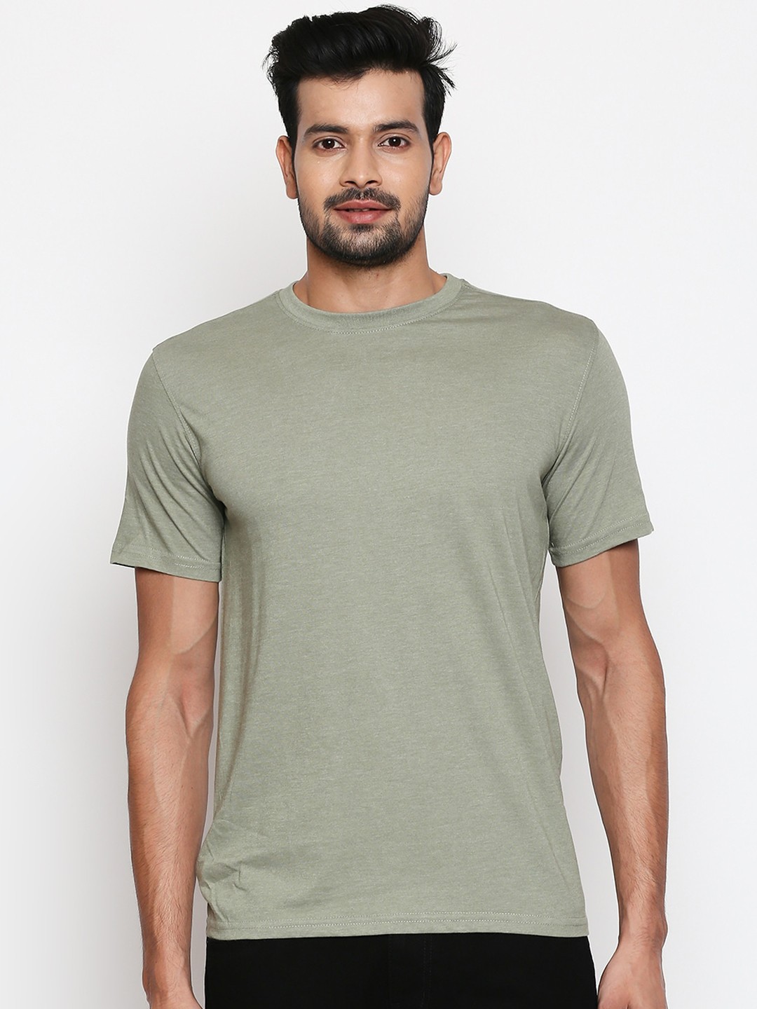 

BYFORD by Pantaloons Men Olive Green Solid Round Neck T-shirt
