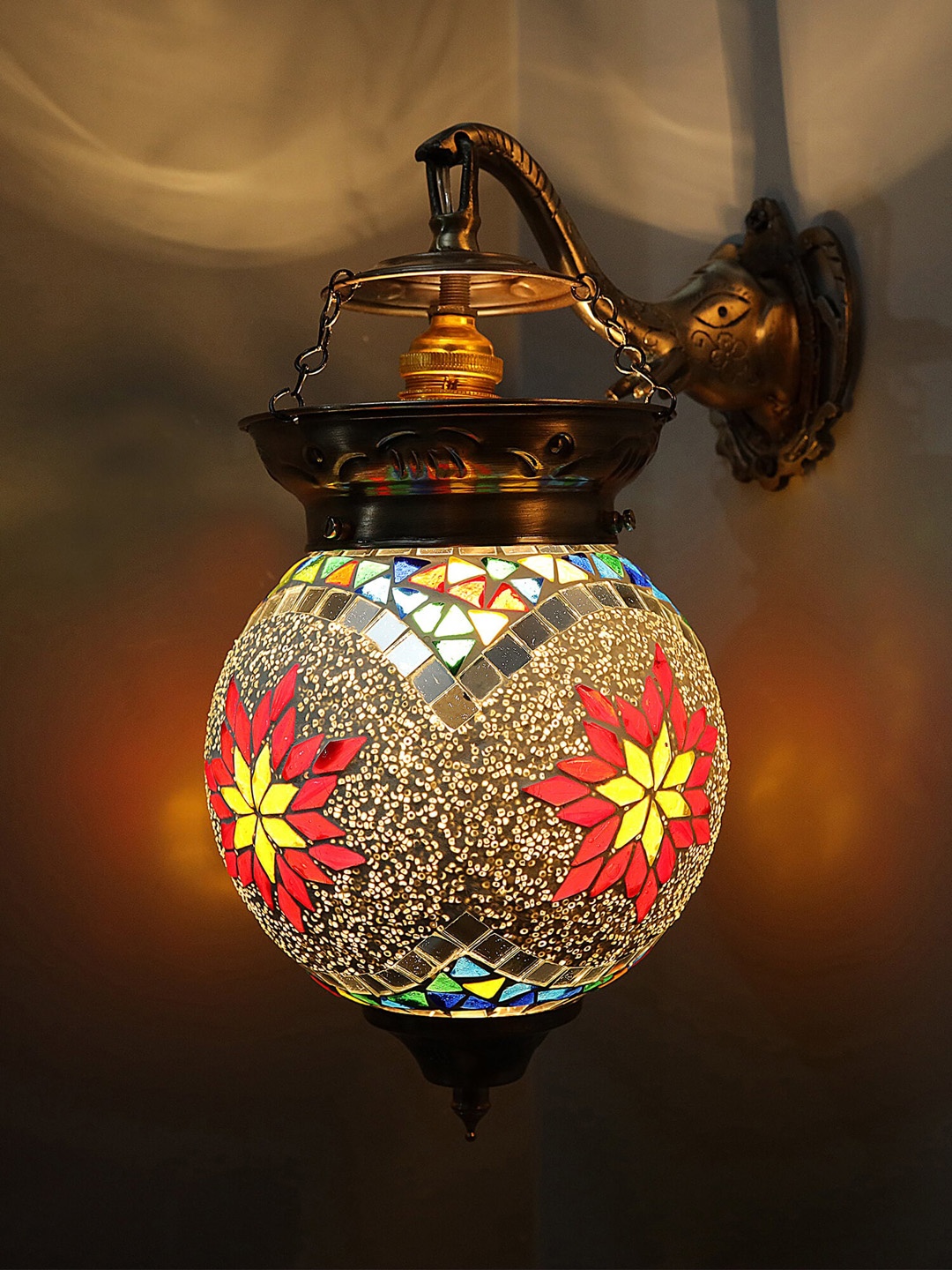 

Homesake Red & White Textured Classic Country Pendent Wall Lamp