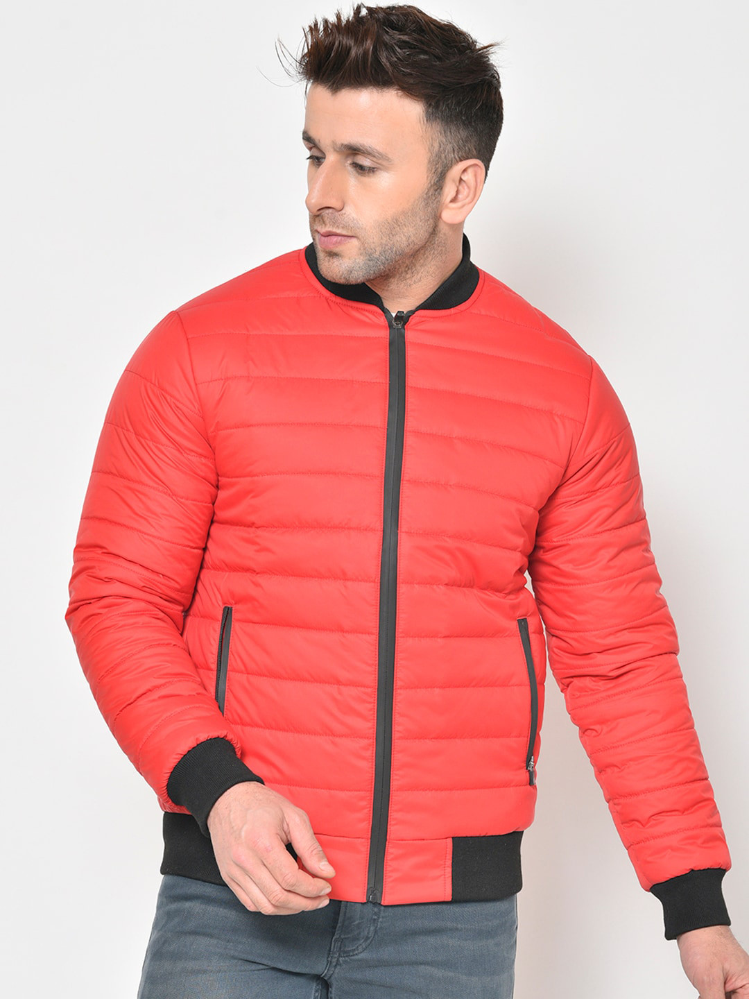 

PERFKT-U Men Red Solid Insulator Puffer Jacket
