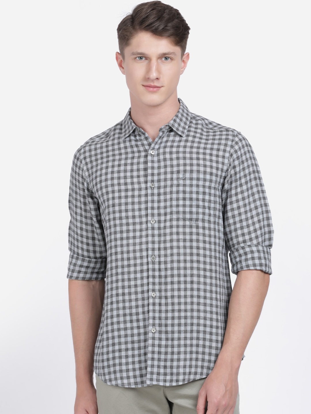 

Crocodile Men Grey & White Regular Fit Checked Casual Shirt