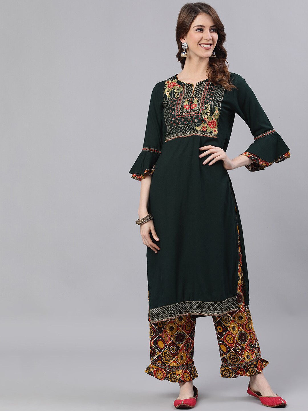 

Ishin Women Green & Orange Yoke Design Kurta with Palazzos