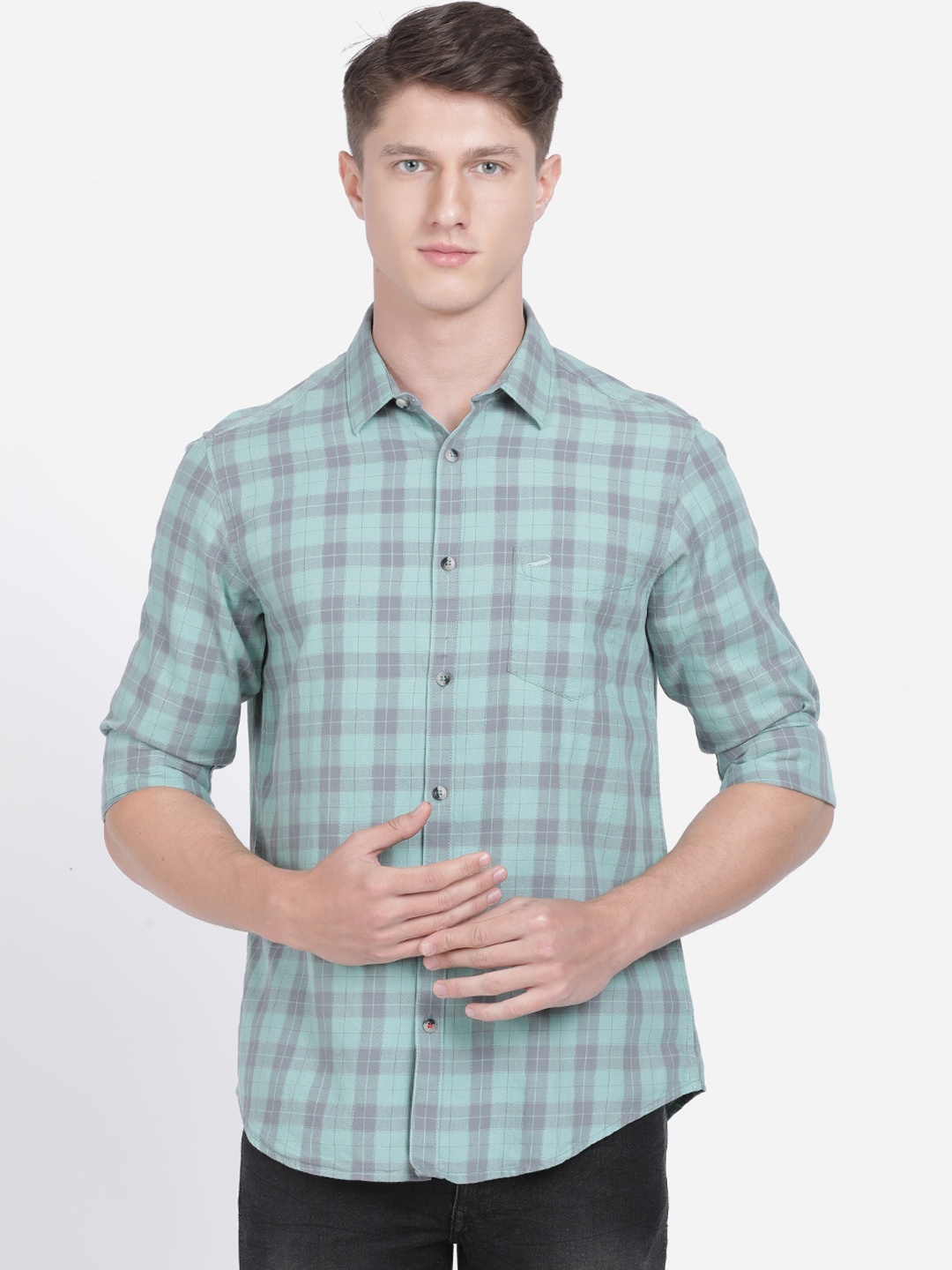 

Crocodile Men Sea Green Regular Fit Checked Casual Shirt