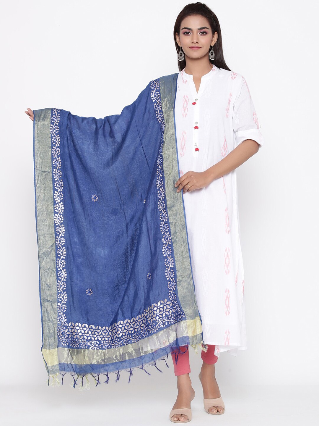 

SOUNDARYA Blue & Silver-Toned Embroidered Dupatta
