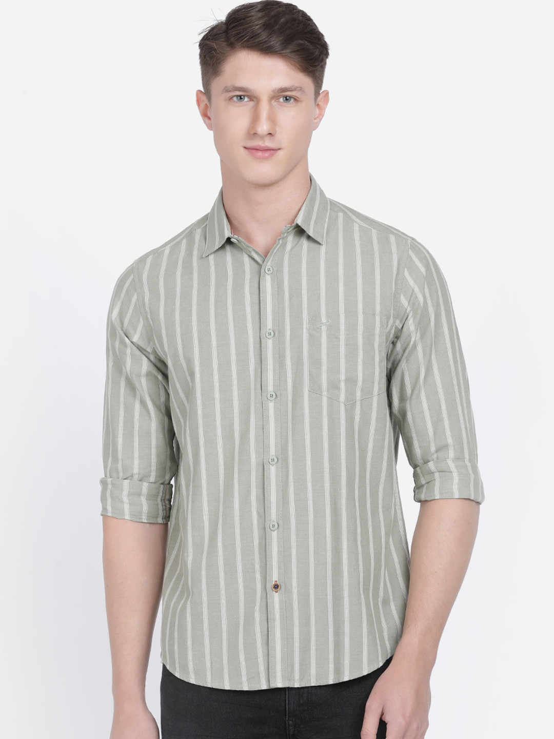 

Crocodile Men Green Regular Fit Striped Casual Shirt