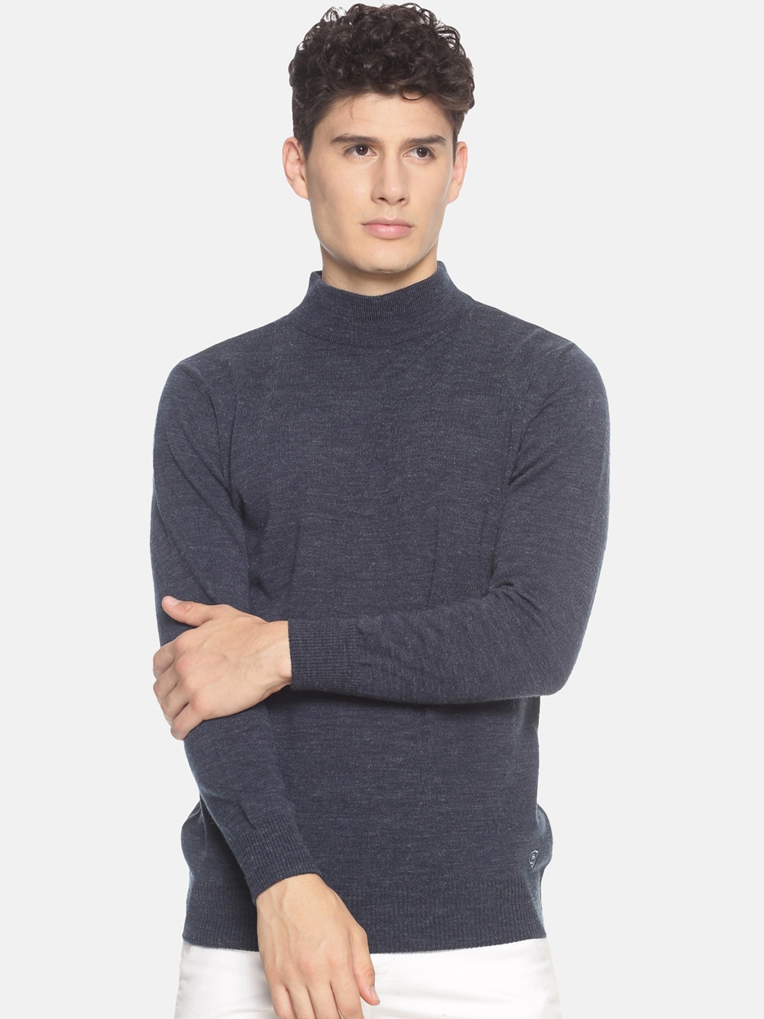 

513 Men Grey Solid Pullover Sweater