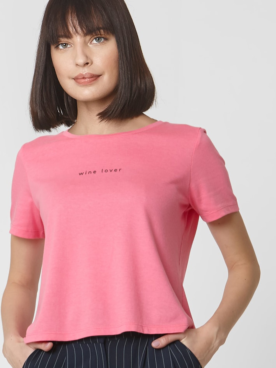 

Vero Moda Women Pink Solid Round Neck T-shirt
