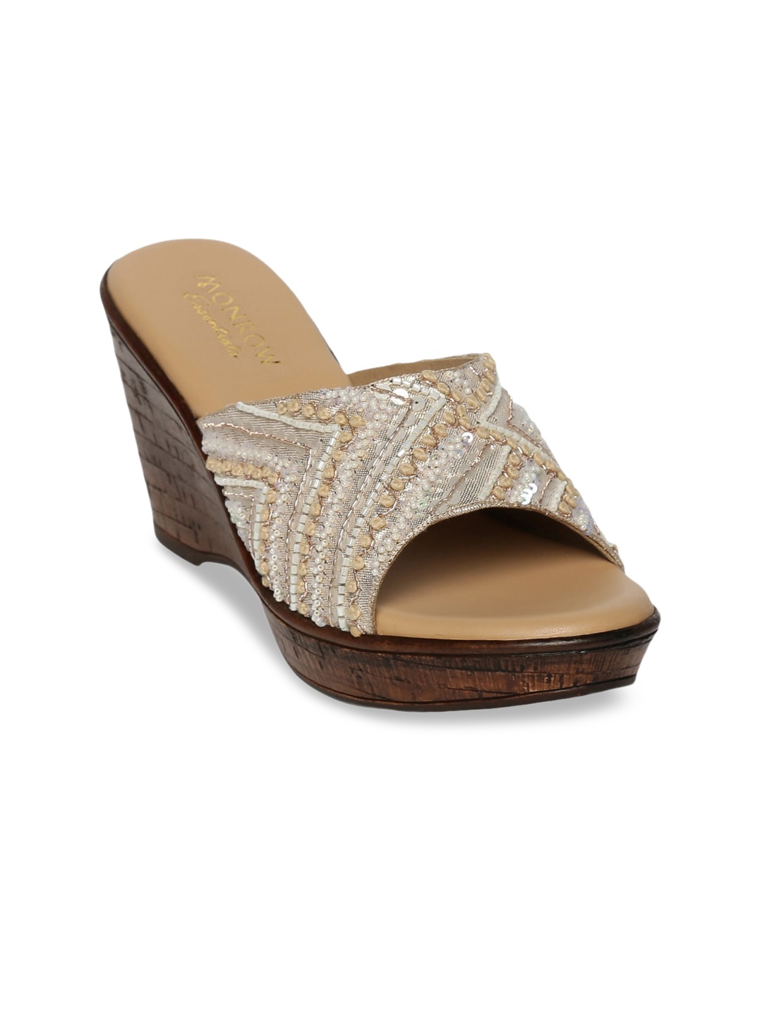 

Monrow Women Beige Printed Sandals