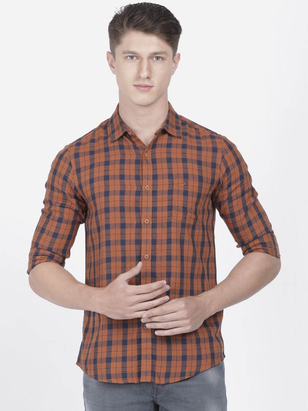 

Crocodile Men Orange & Blue Slim Fit Checked Casual Shirt