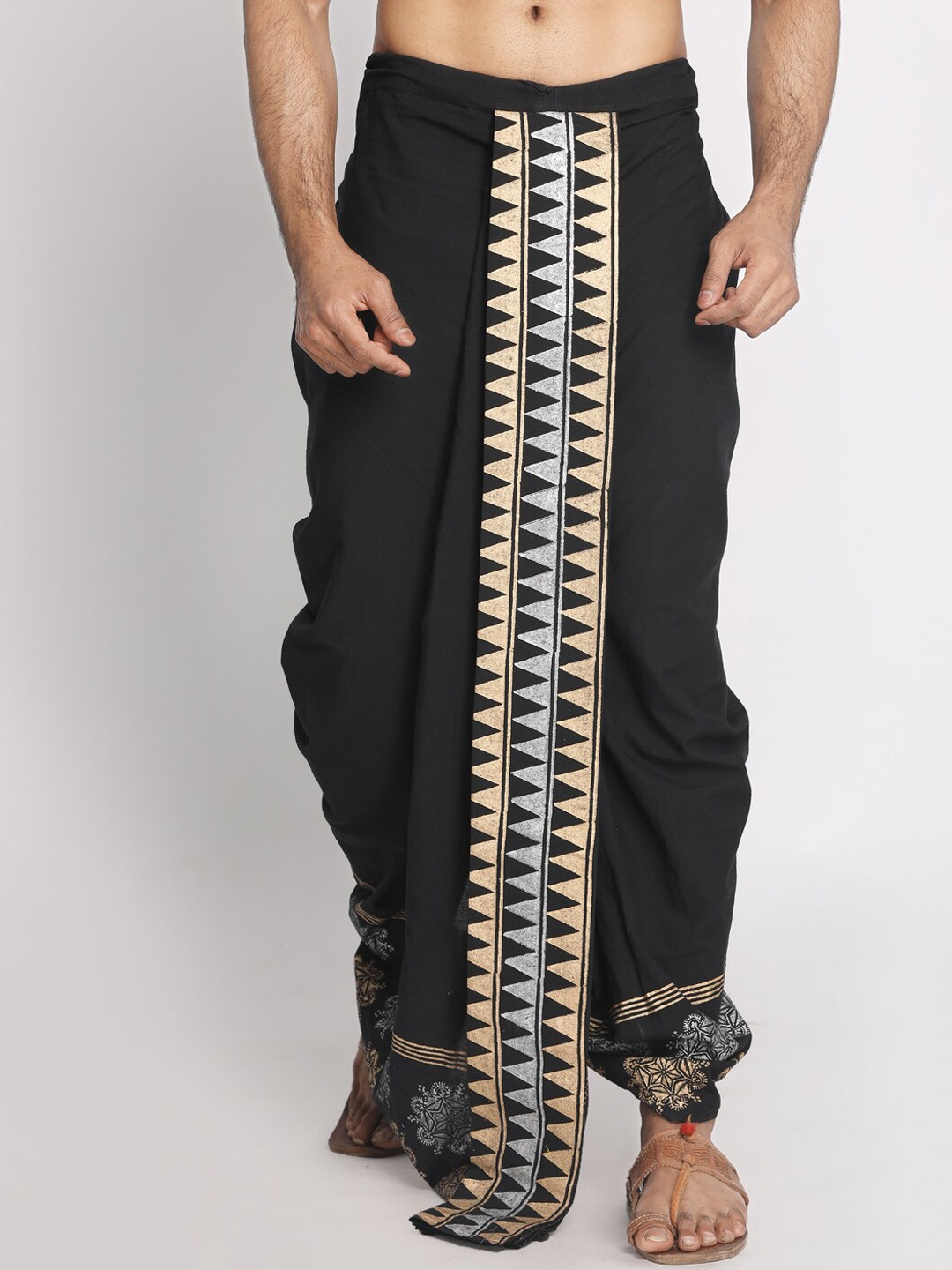 

Nakshi Men Black & Gold-Coloured Handblock Printed Dhoti