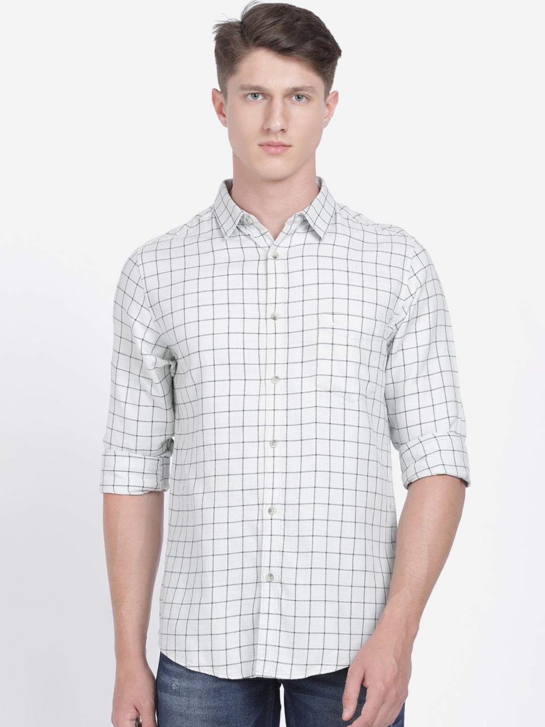 

Crocodile Men White & Black Slim Fit Checked Casual Shirt