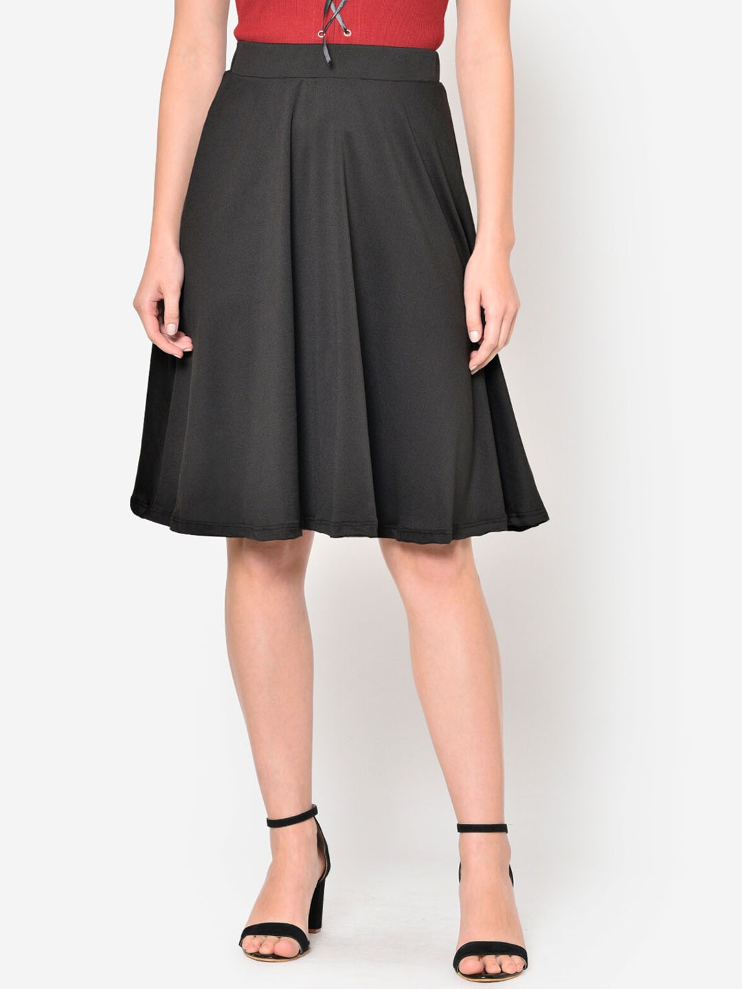 

Martini Women Black Solid Flared Knee-Length Skirt
