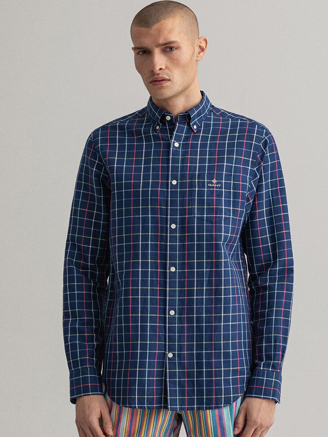GANT Men Blue & White Regular Fit Checked Casual Shirt
