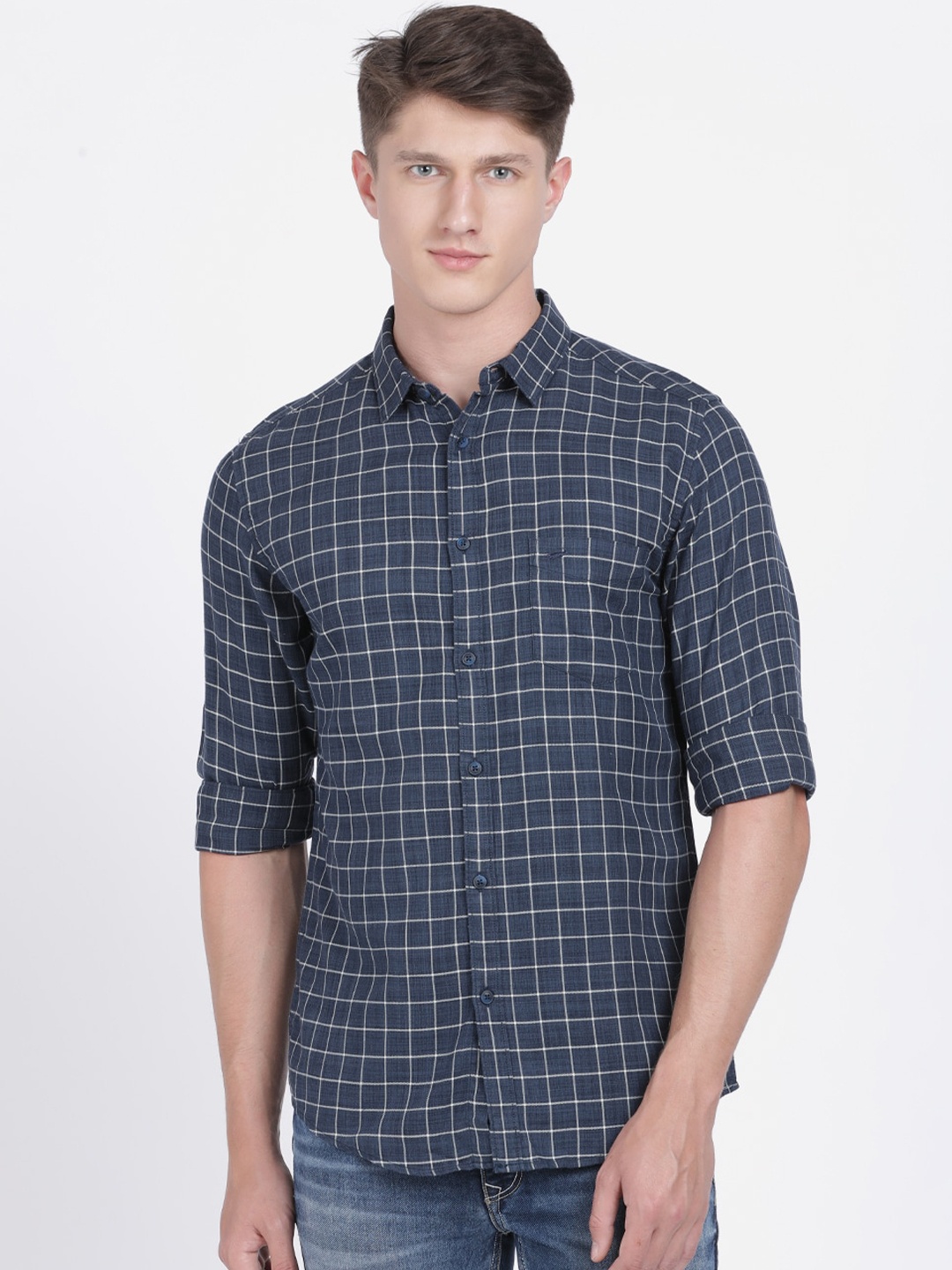 

Crocodile Men Navy Blue & White Slim Fit Checked Casual Shirt