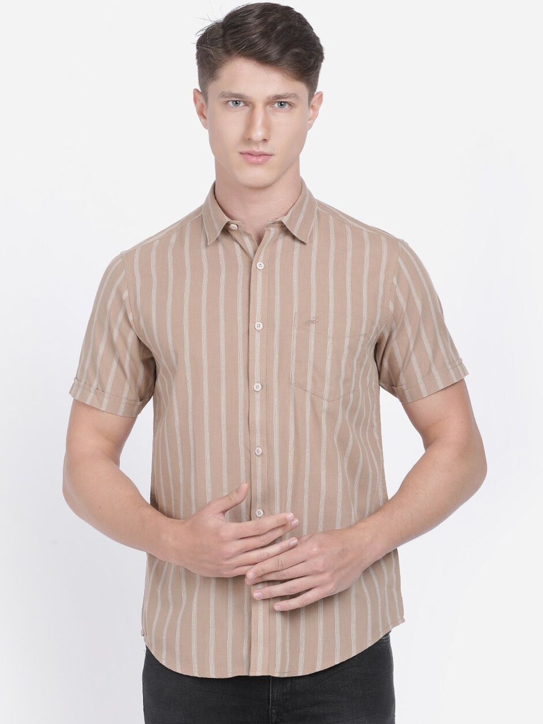 

Crocodile Men Brown Regular Fit Striped Casual Shirt