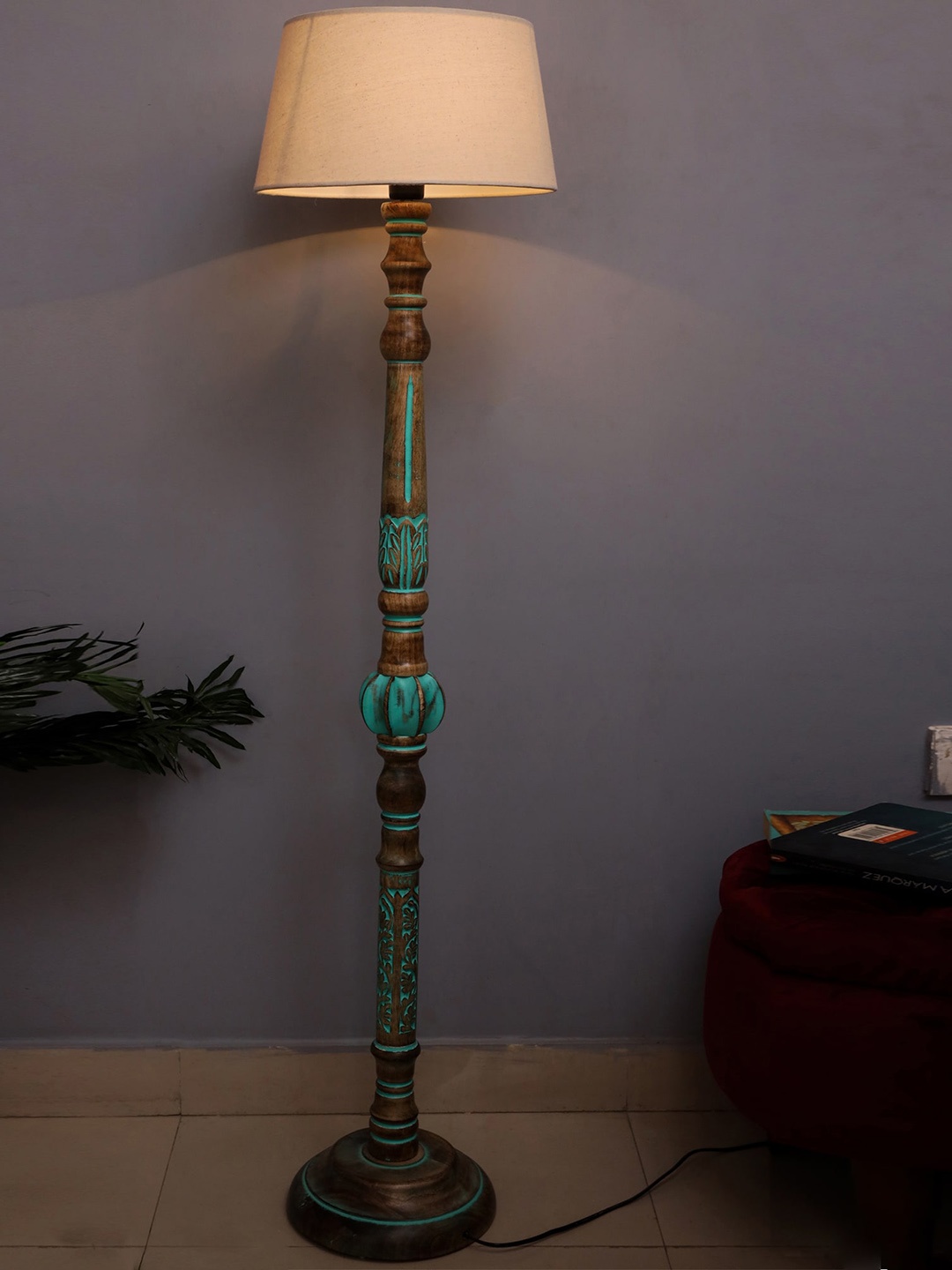 

Homesake Off-White & Blue Solid Classic Country Club Lamp with Shade