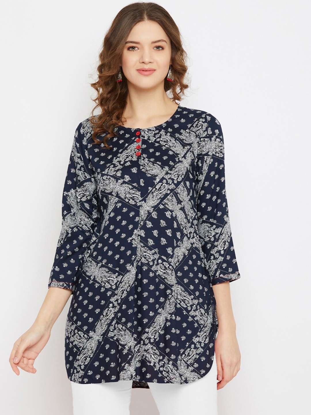 

Tissu Women Navy Blue & White Printed Straight Kurti
