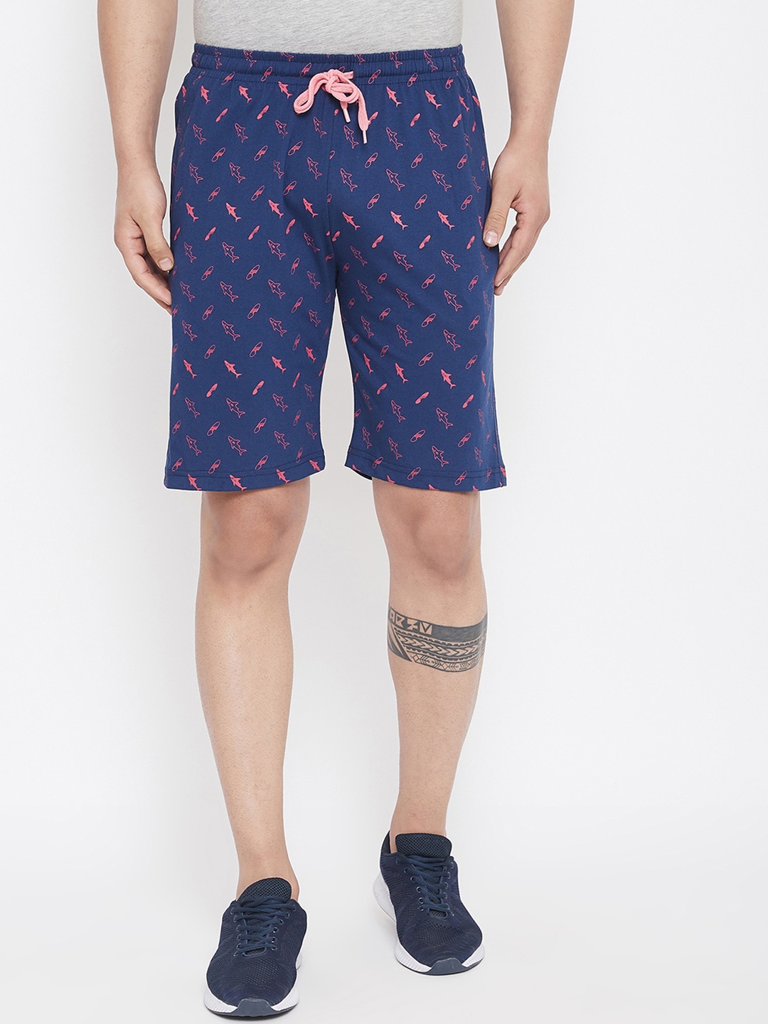 

Adobe Men Blue Printed Regular Fit Regular Shorts