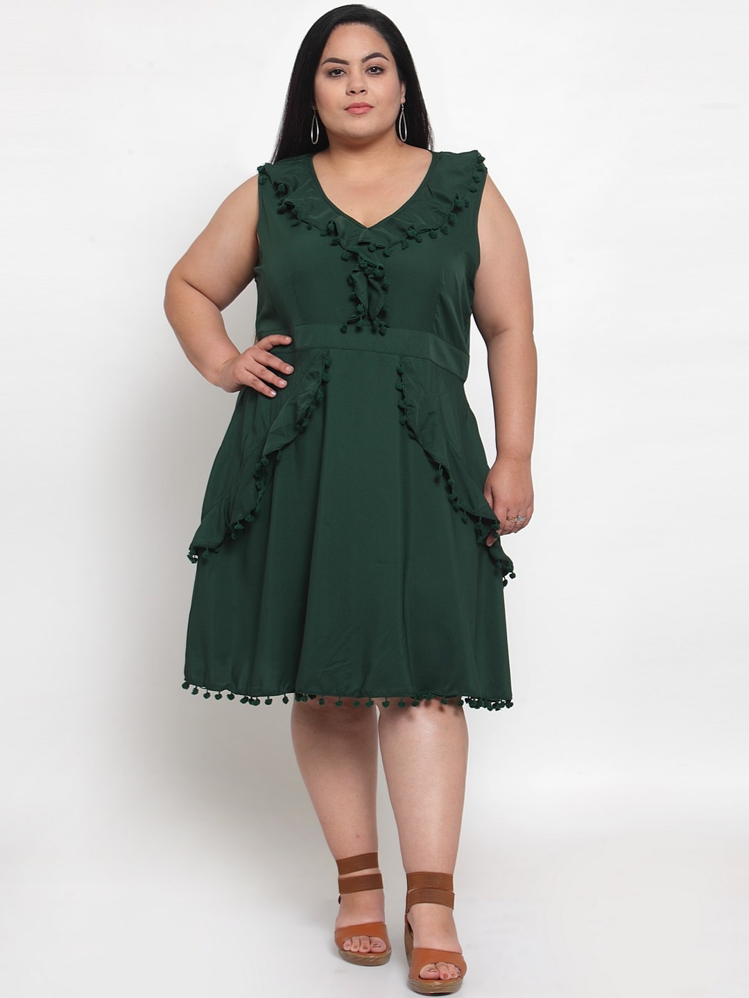 

Flambeur Women Green Solid Fit and Flare Dress