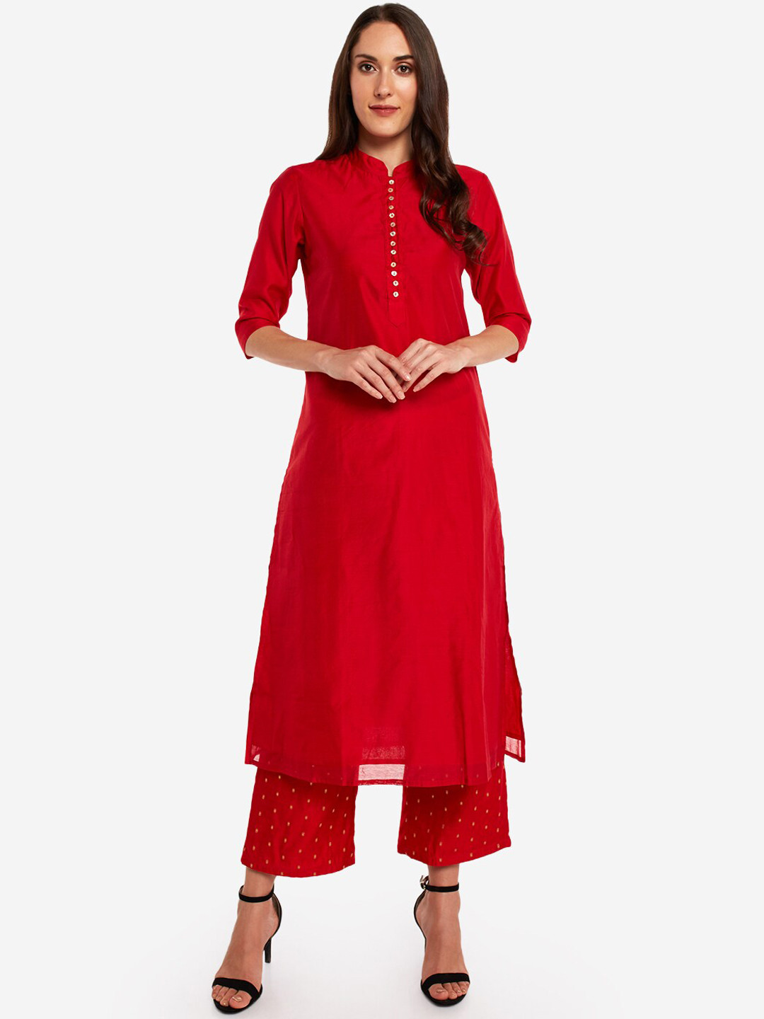 

Desi Weavess Women Red Solid Kurta