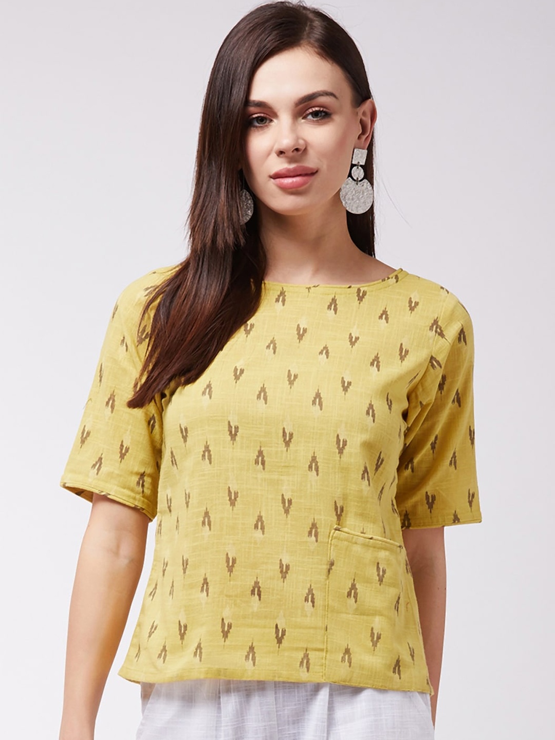 

InWeave Yellow Printed Boat Neck Top