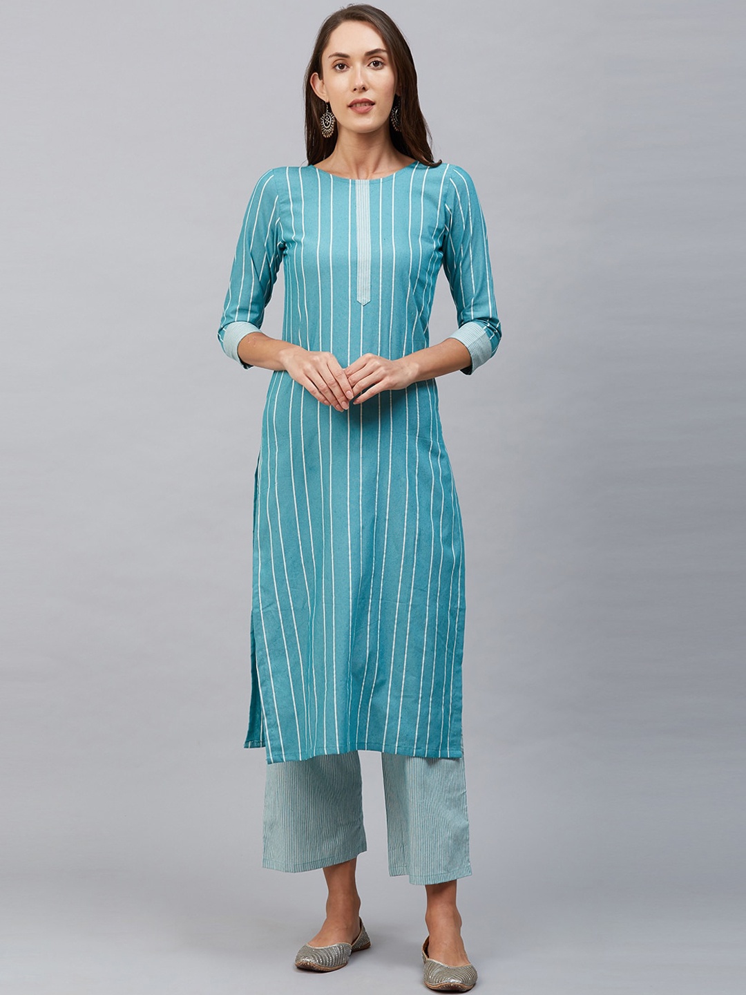 

SANISA Women Blue & White Striped Cotton Jacquard Kurta