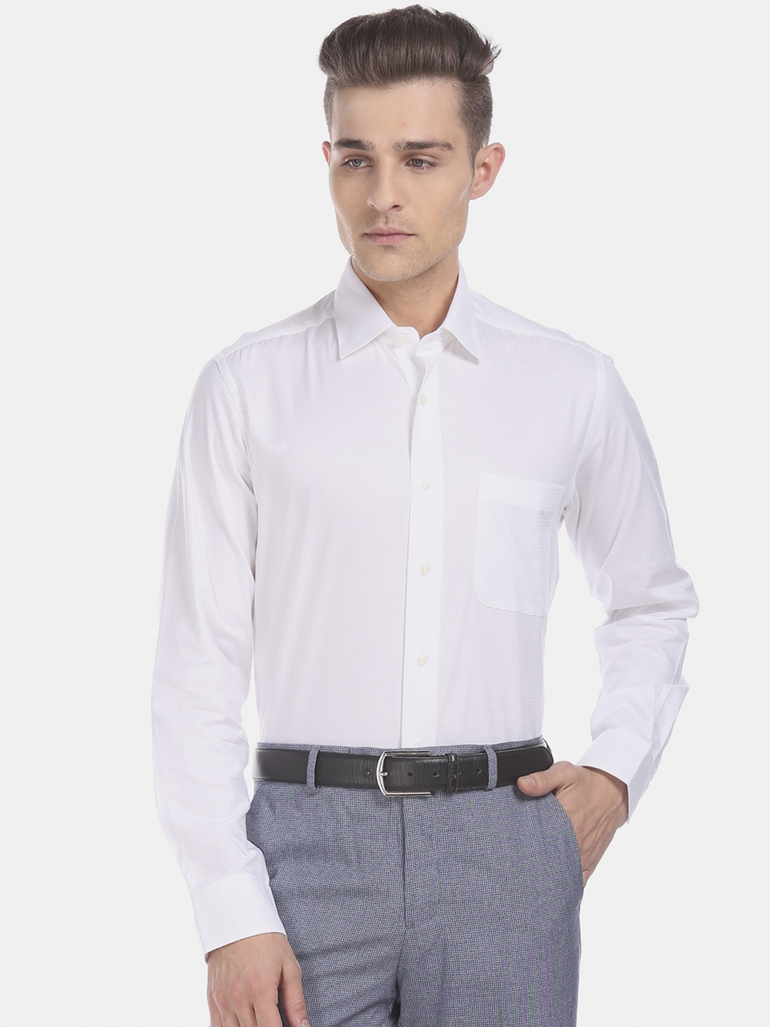

Arrow Men White Regular Fit Solid Casual Shirt