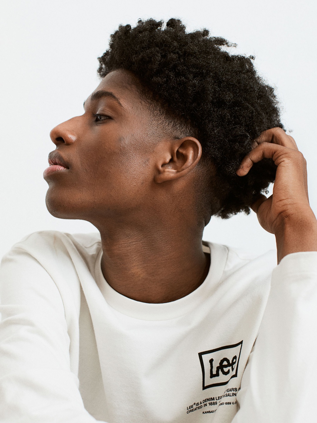 

H&M Men White Printed Long-Sleeved Cotton Sweatshirt