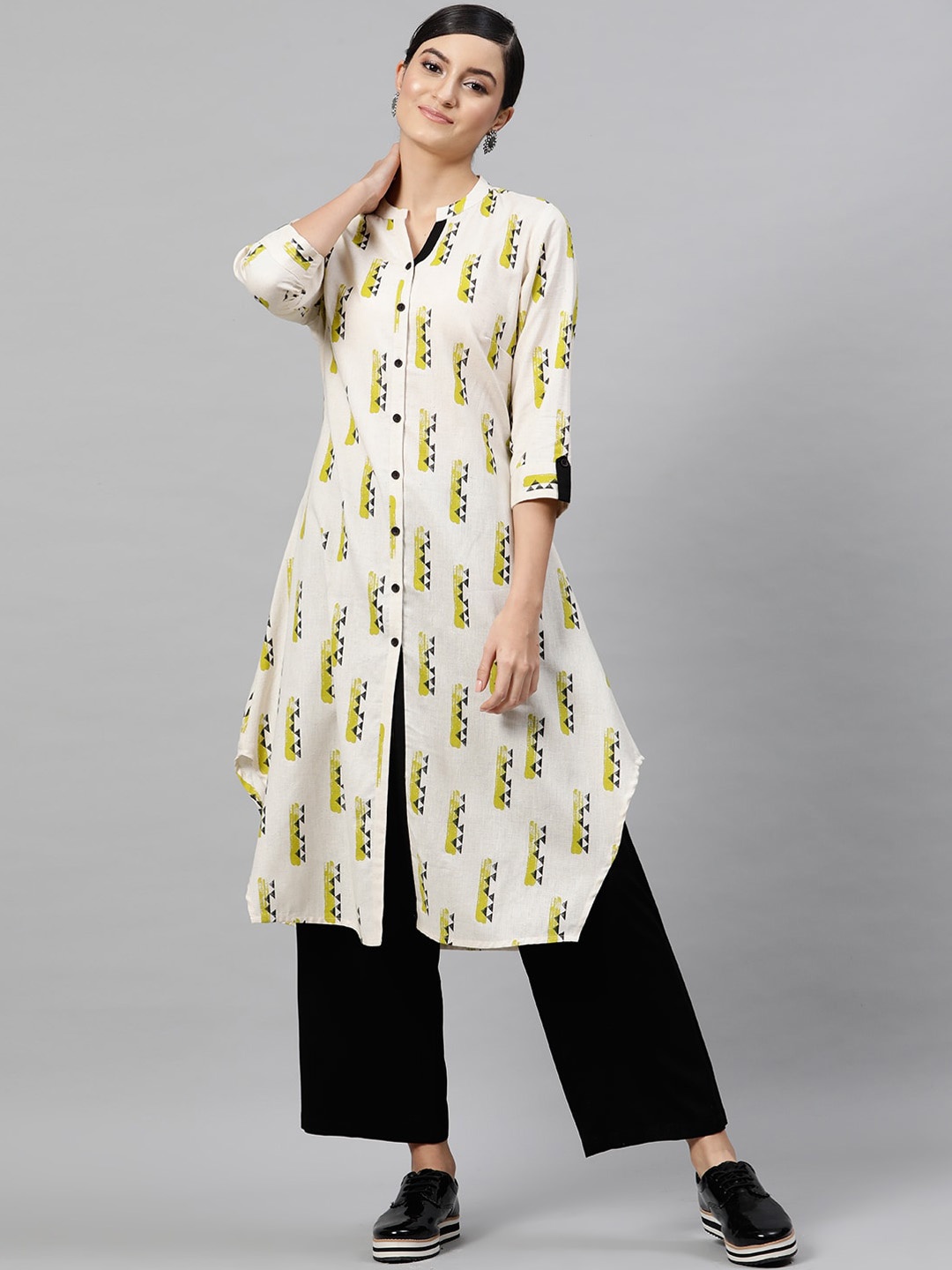 

STREET 9 Women Off White & Green Quirky Printed Kurta