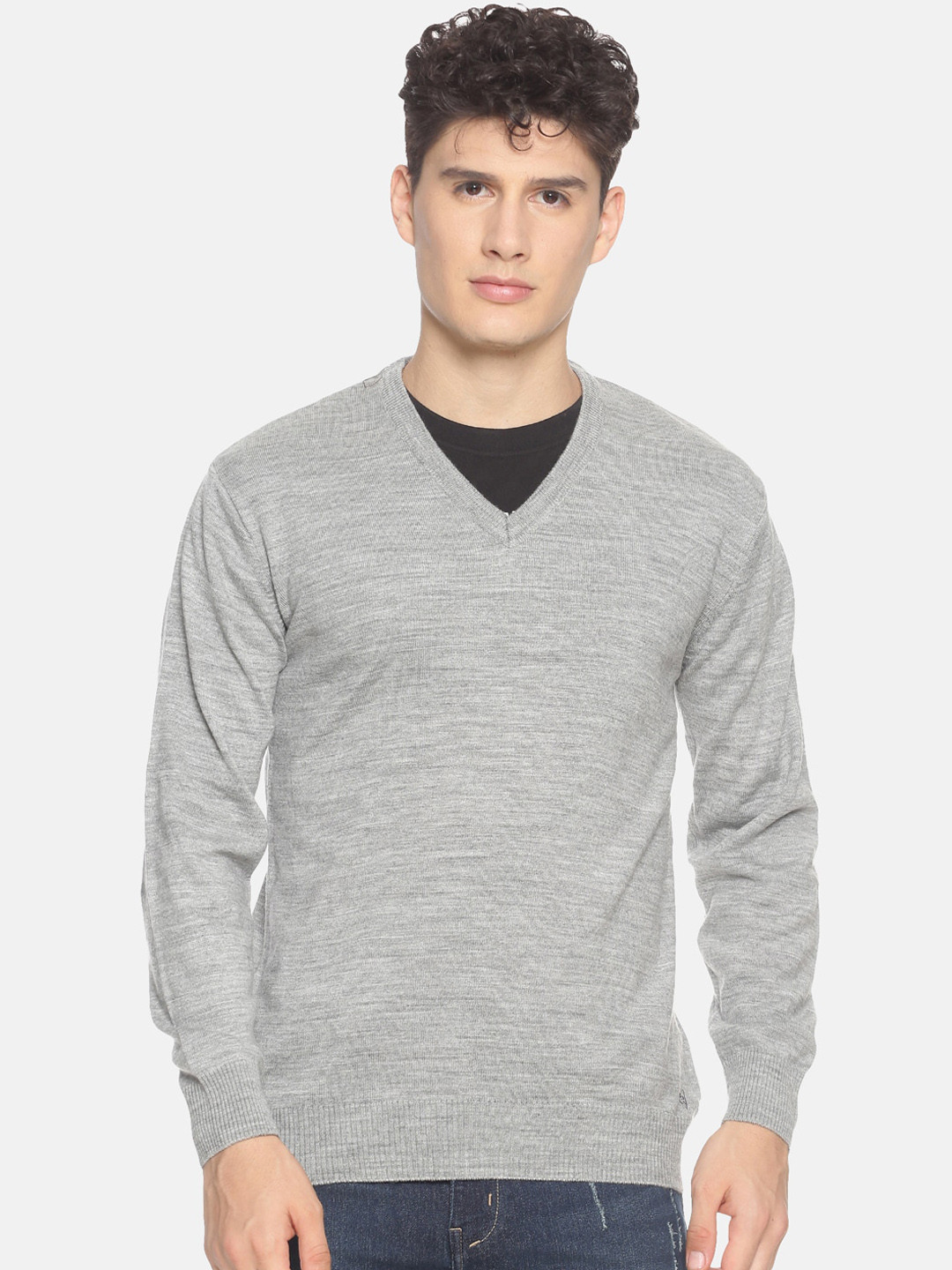 

513 Men Grey Solid Pullover Sweater