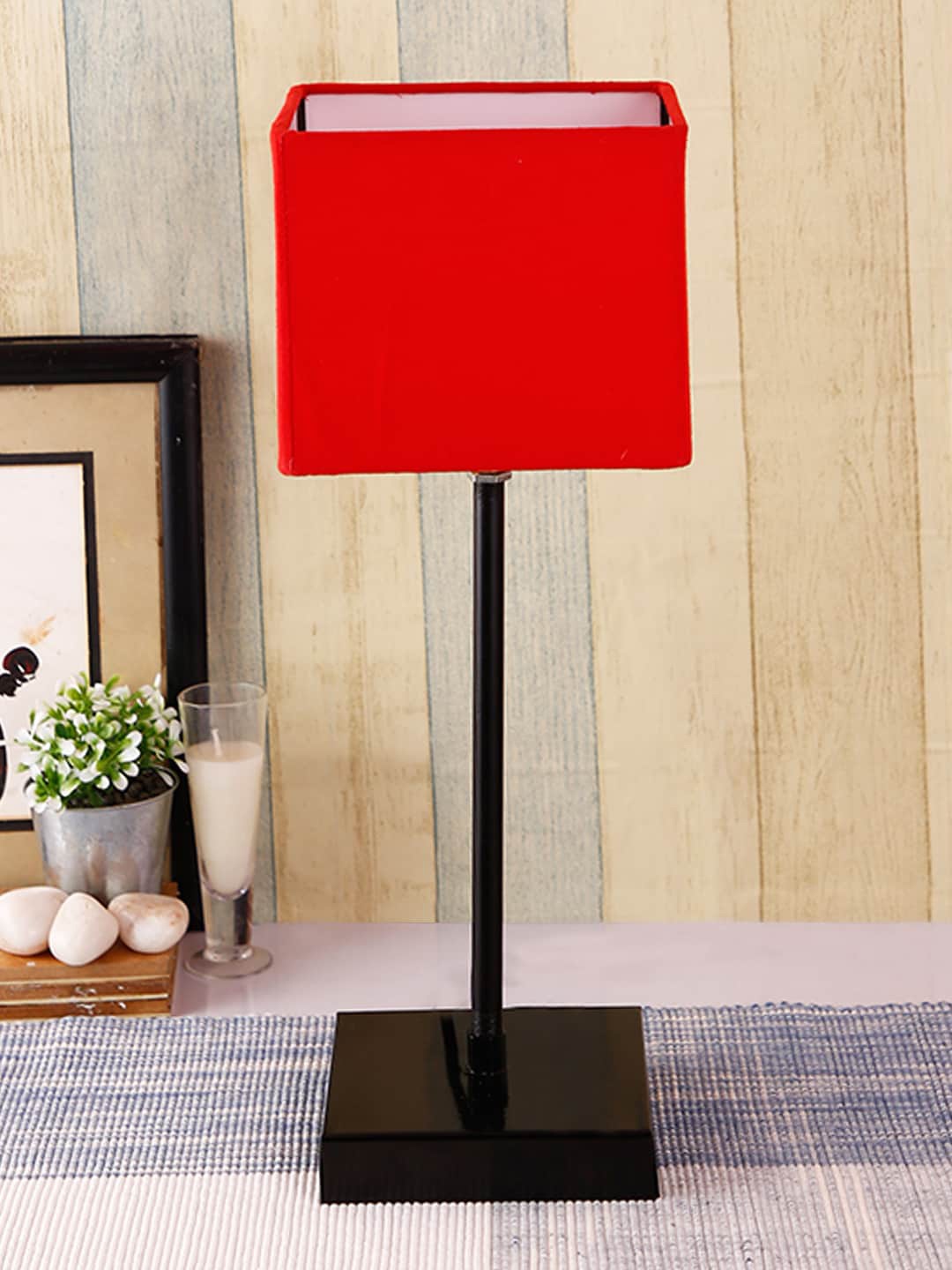 

Devansh Red & Black Solid Contemporary Table Lamp