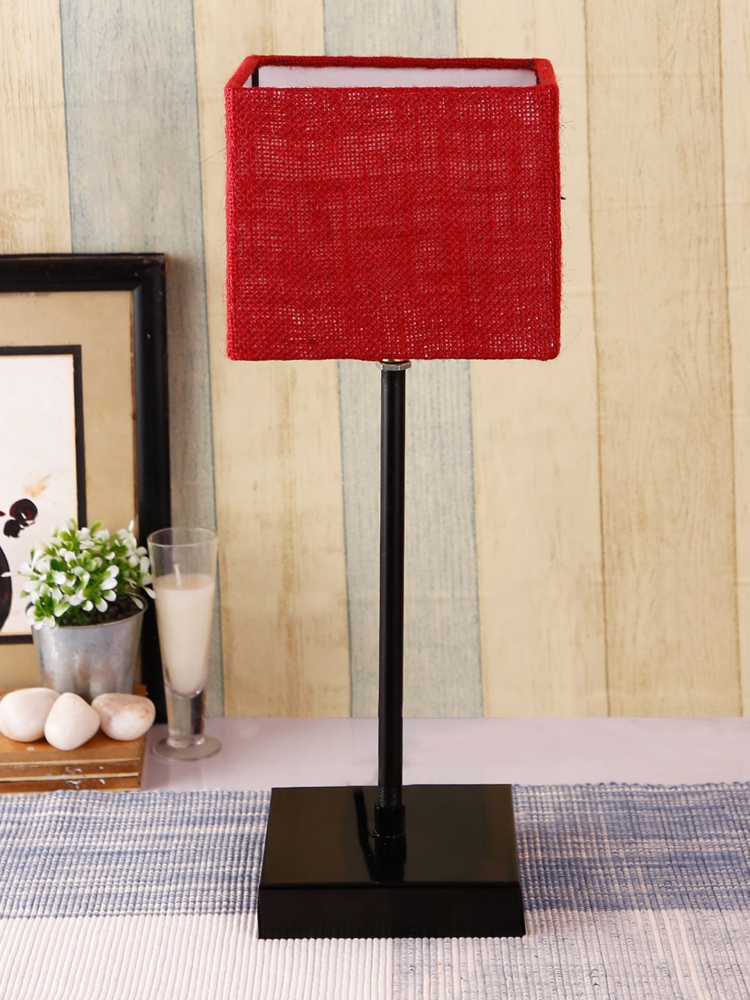 

Devansh Maroon & Black Solid Contemporary Handcrafted Square Table Lamp