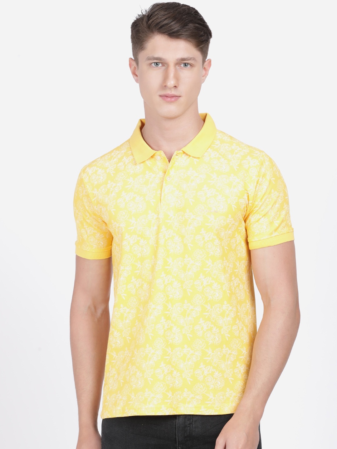 

Crocodile Men Yellow Printed Polo Collar T-shirt