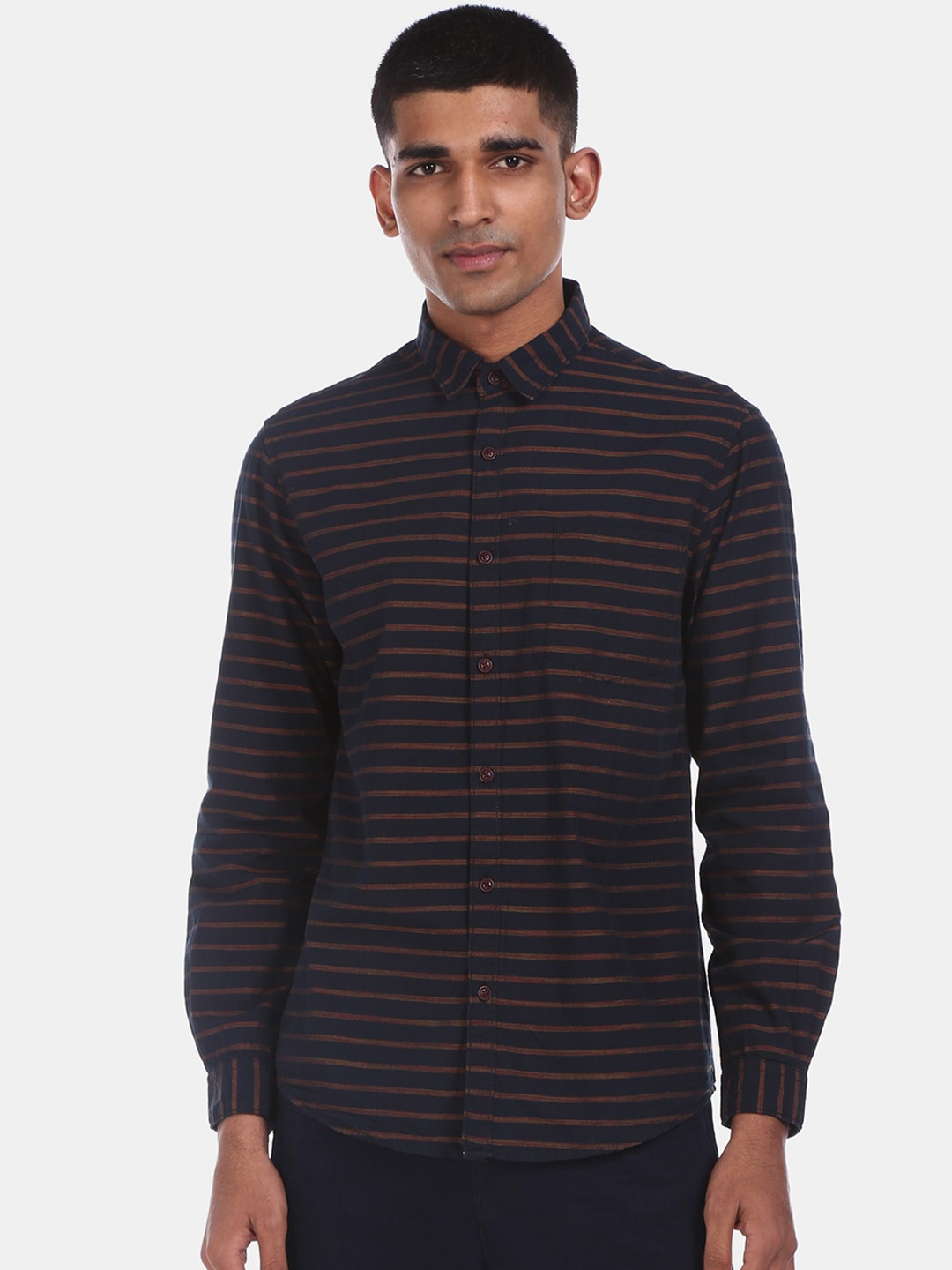 

Ruggers Men Navy Blue & Brown Regular Fit Striped Casual Shirt