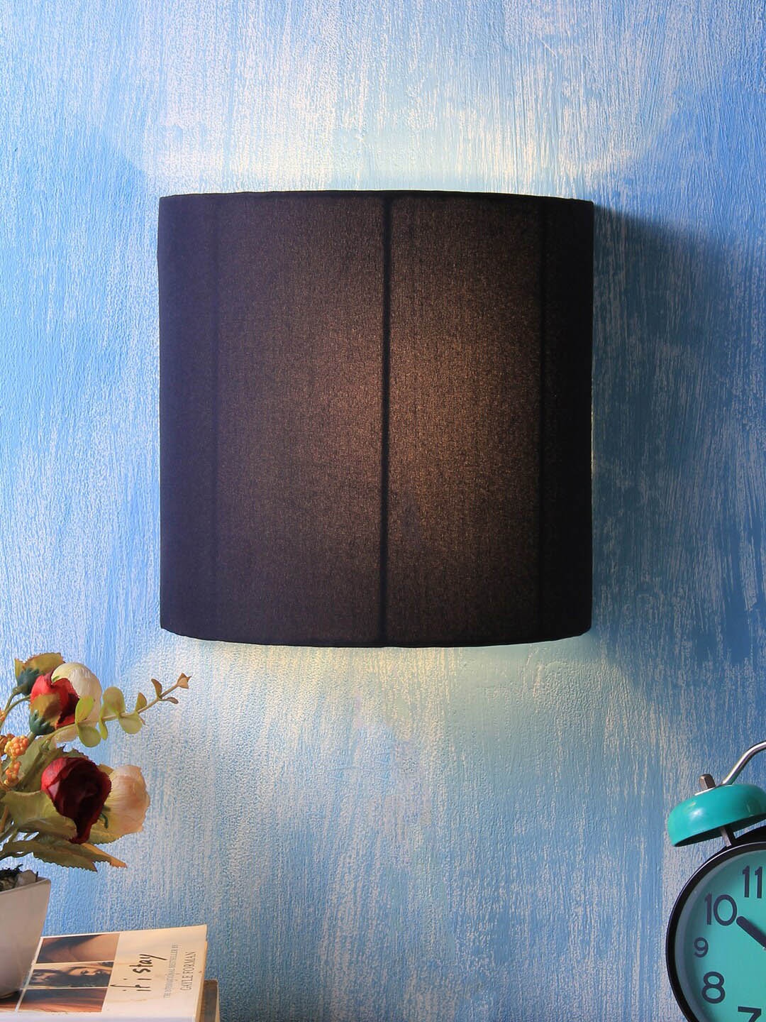 

Devansh Black Solid Cotton Half Circular Wall Lamp